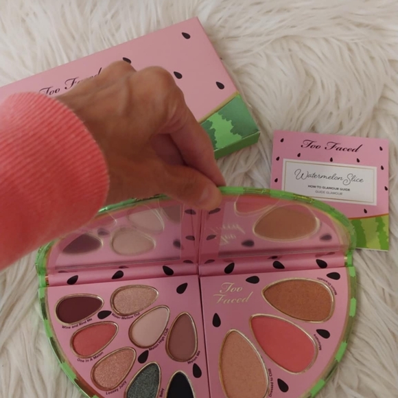 🍉FIRM! NWT TOO FACED WATERMELON SLICE EYESHADOW PALETTE - Picture 9 of 16